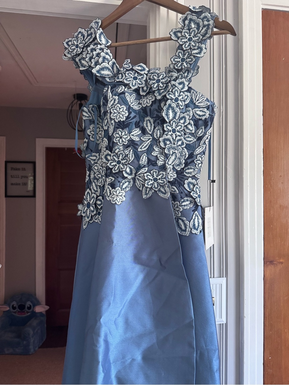Hynes Park NEW Slate Blue Mikado Floral Embroidered Maxi Ballgown Size 4 #M57